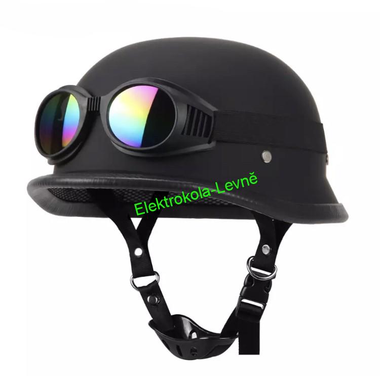 Moto helma německá černá s brýlemi